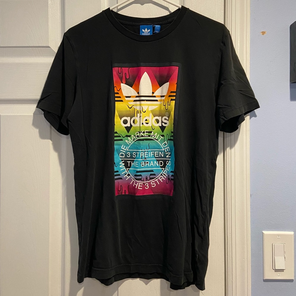 Adidas logo tshirt